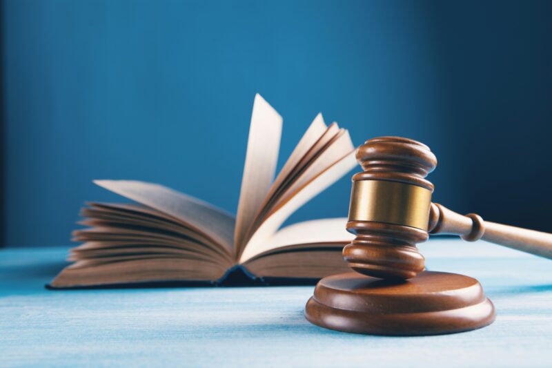 Klauzolat e arbitrazhit në kontratat tregtare shqiptare: gabimet më të shpeshta